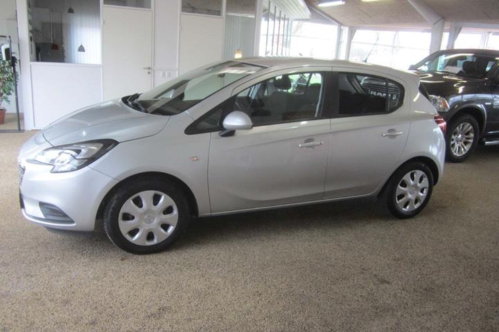 Sølv Opel Corsa fra 2017