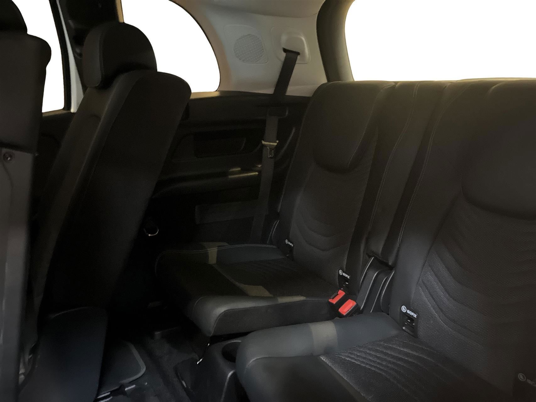 Hvid Mercedes EQB 250+ fra 2024