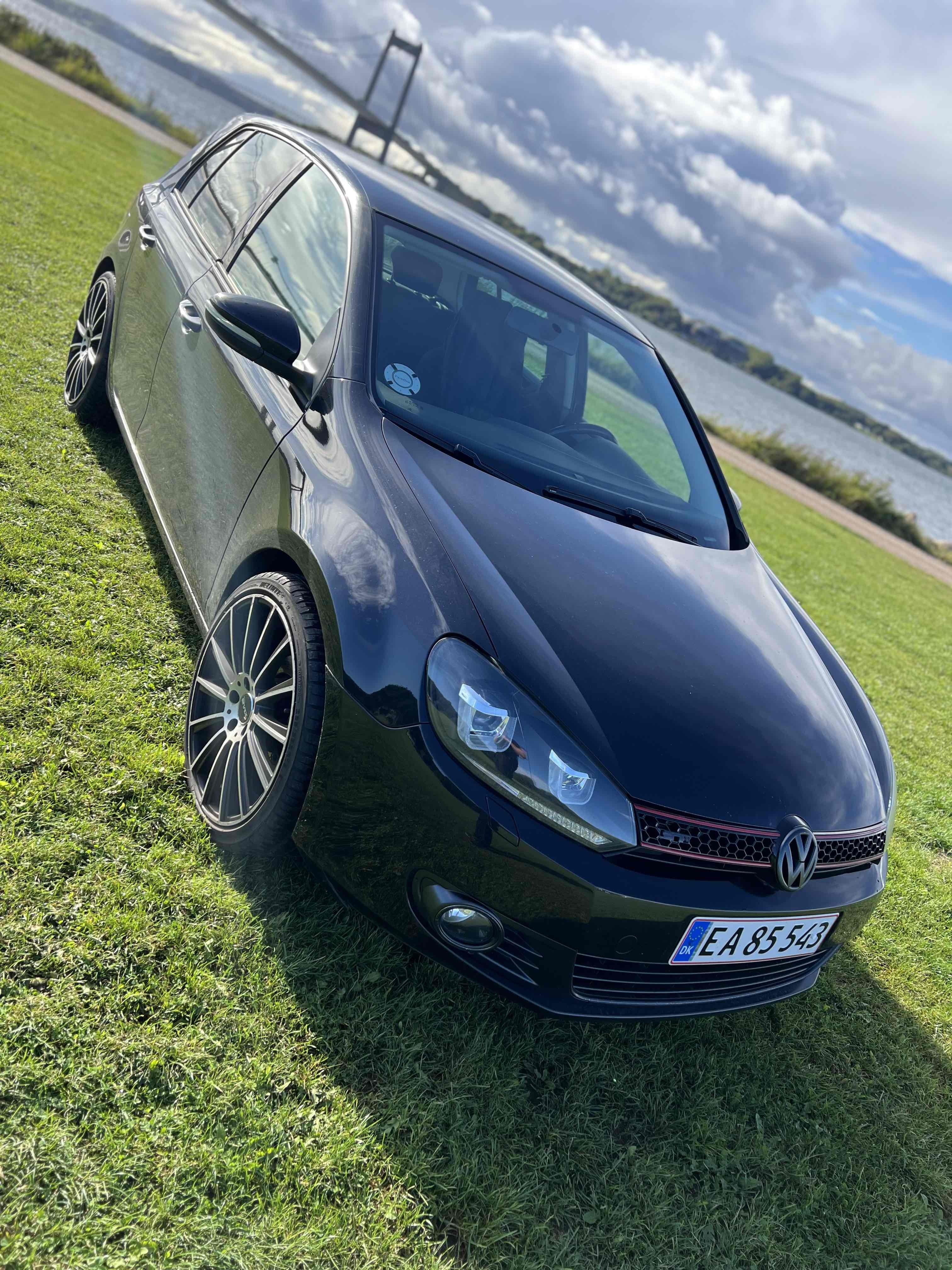 Sort VW Golf fra 2011