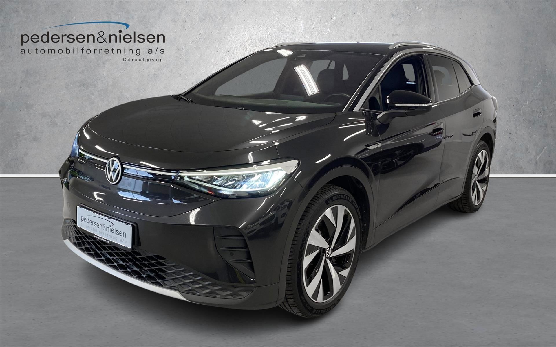 Sort VW ID.4 fra 2021 set udefra