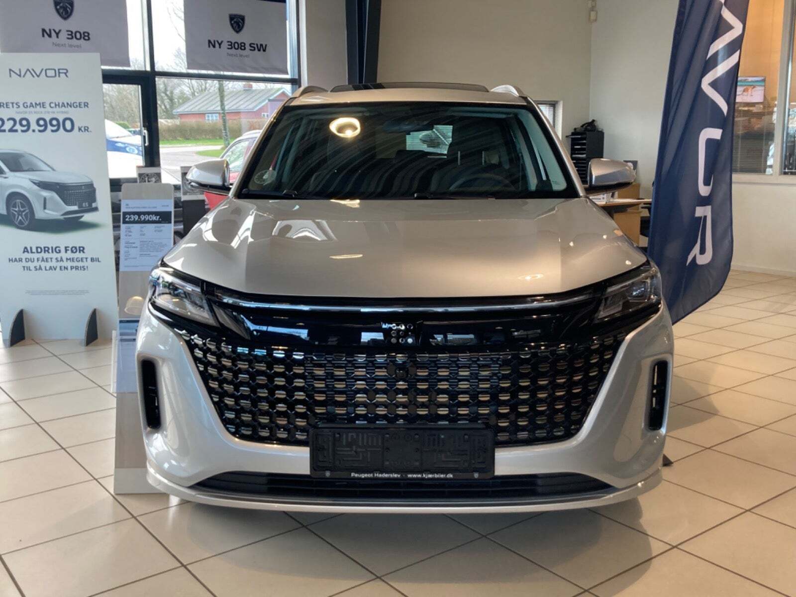 Navor E5 1,5 PHEV Rock