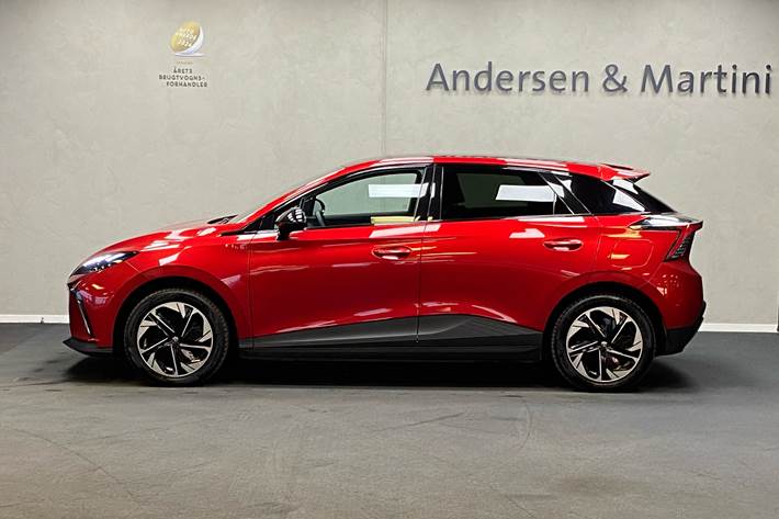 Rød MG MG4 Electric fra 2023