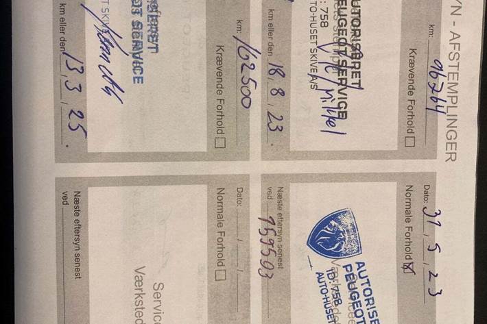 Grå Peugeot 508 fra 2020