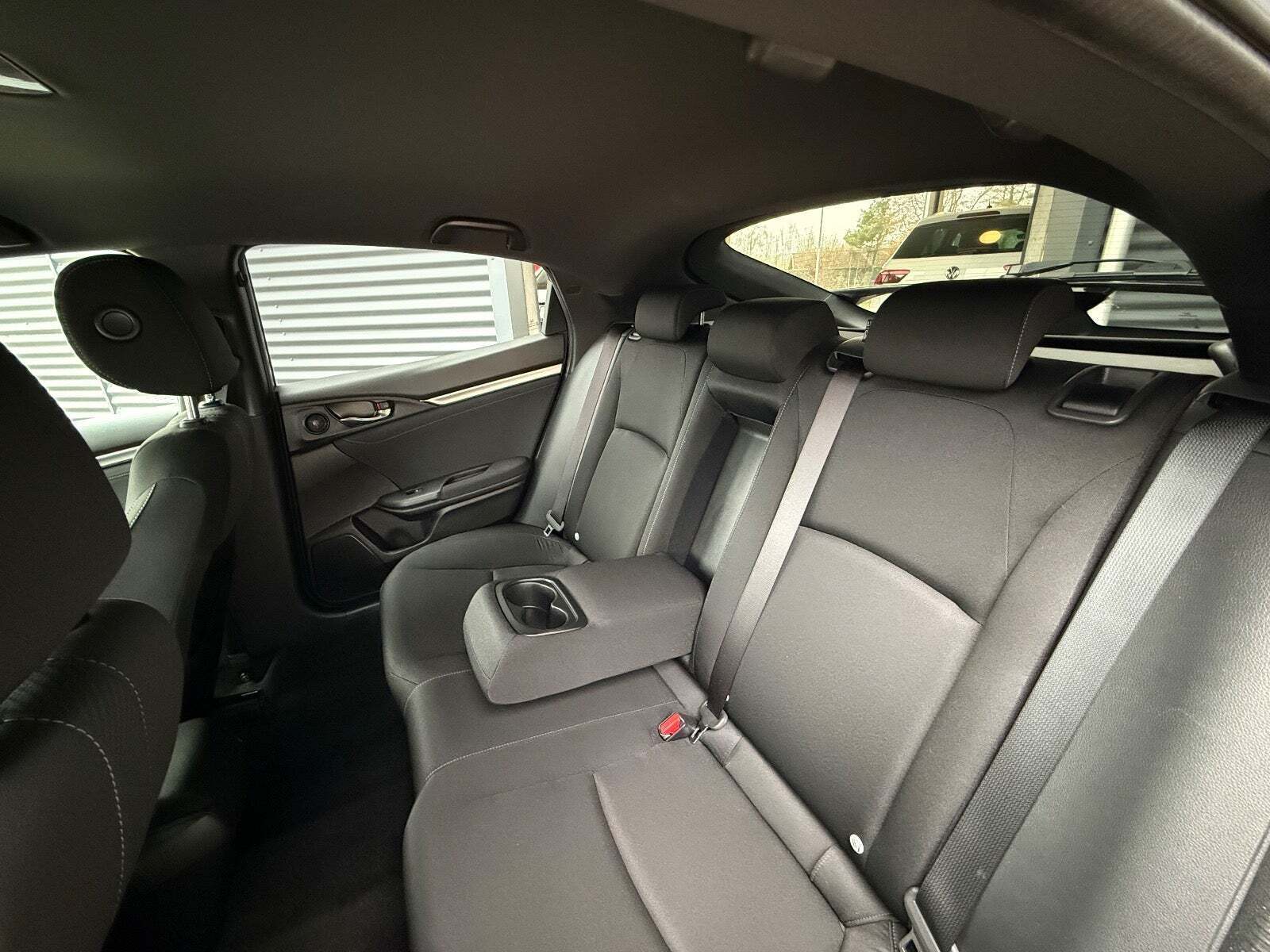 Grå Honda Civic fra 2017