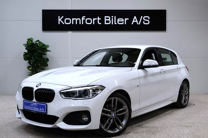 Hvid BMW 118d fra 2019 set udefra