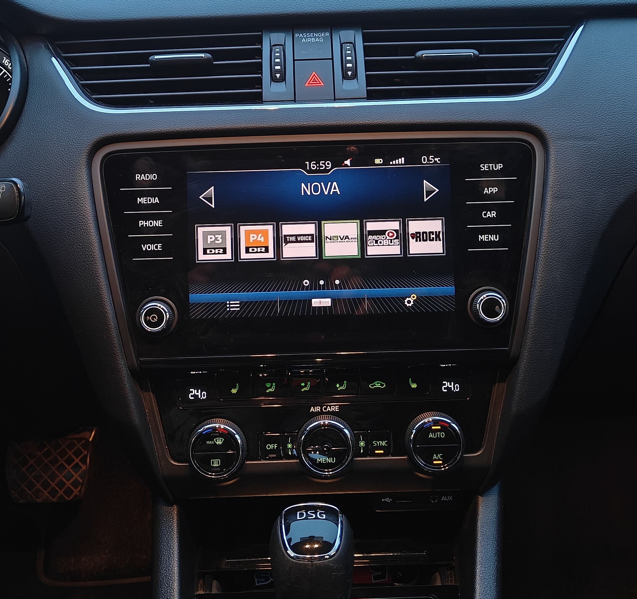 Sort Skoda Octavia fra 2017