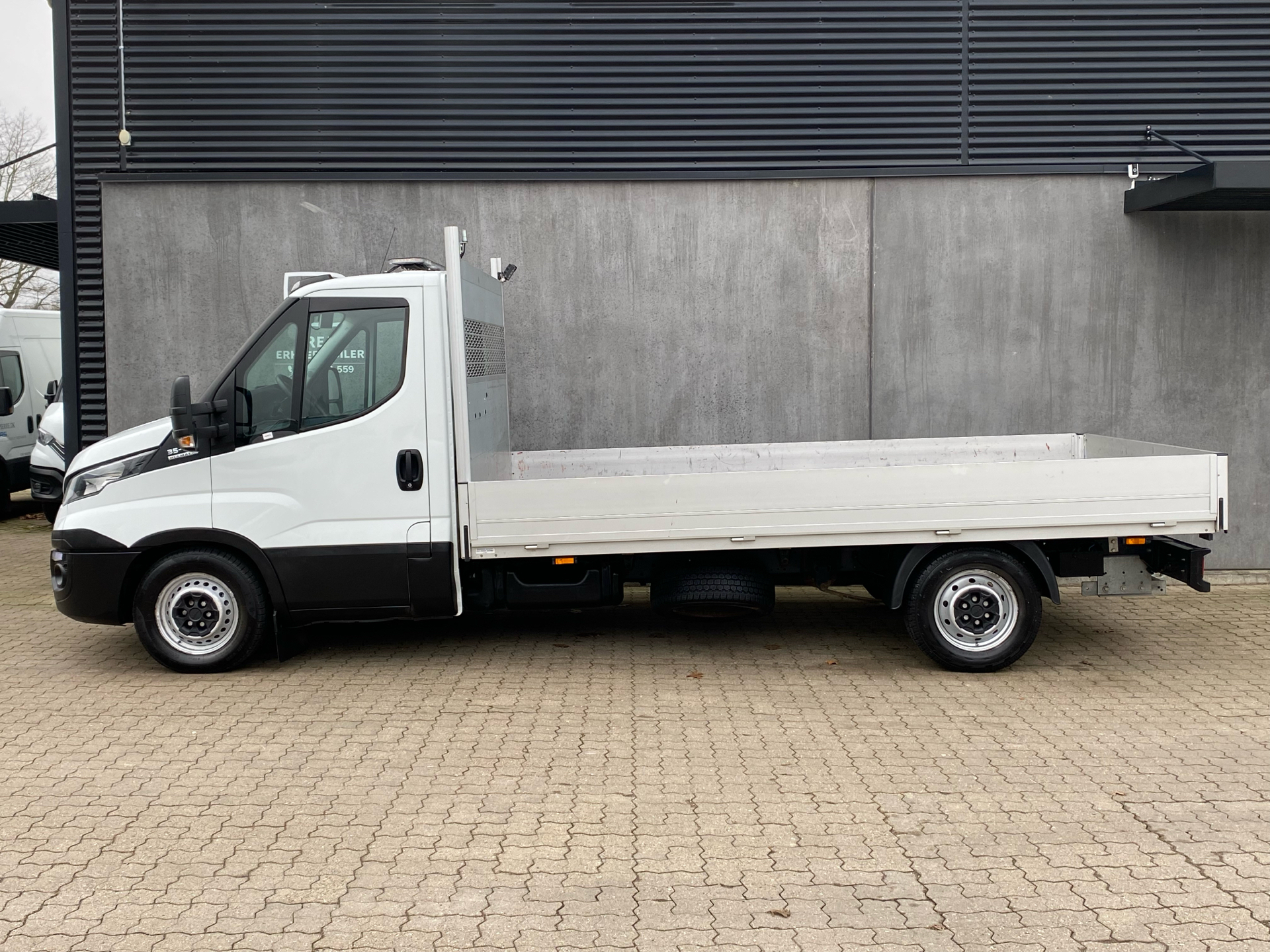 Iveco Daily 3,0 35S18 4100mm D 180HK Ladv./Chas. 8g Aut.