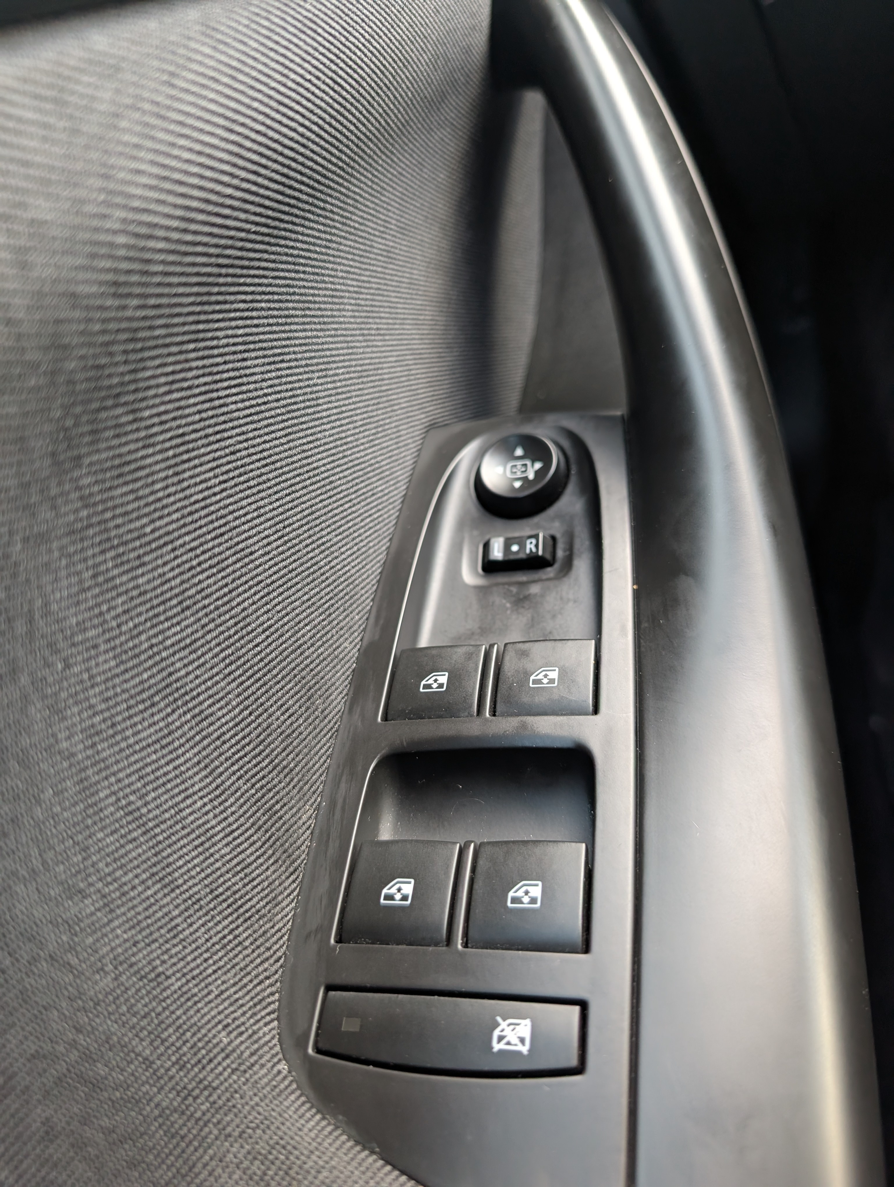 Blå Opel Astra fra 2019