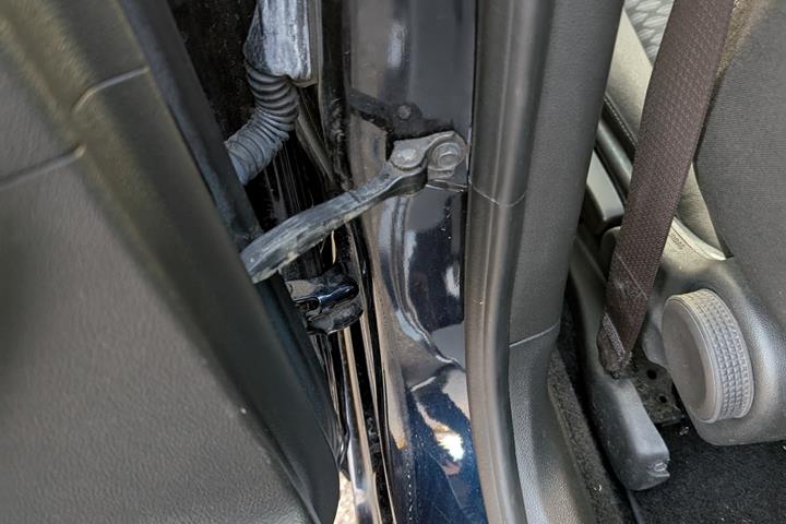 Blå Opel Astra fra 2019