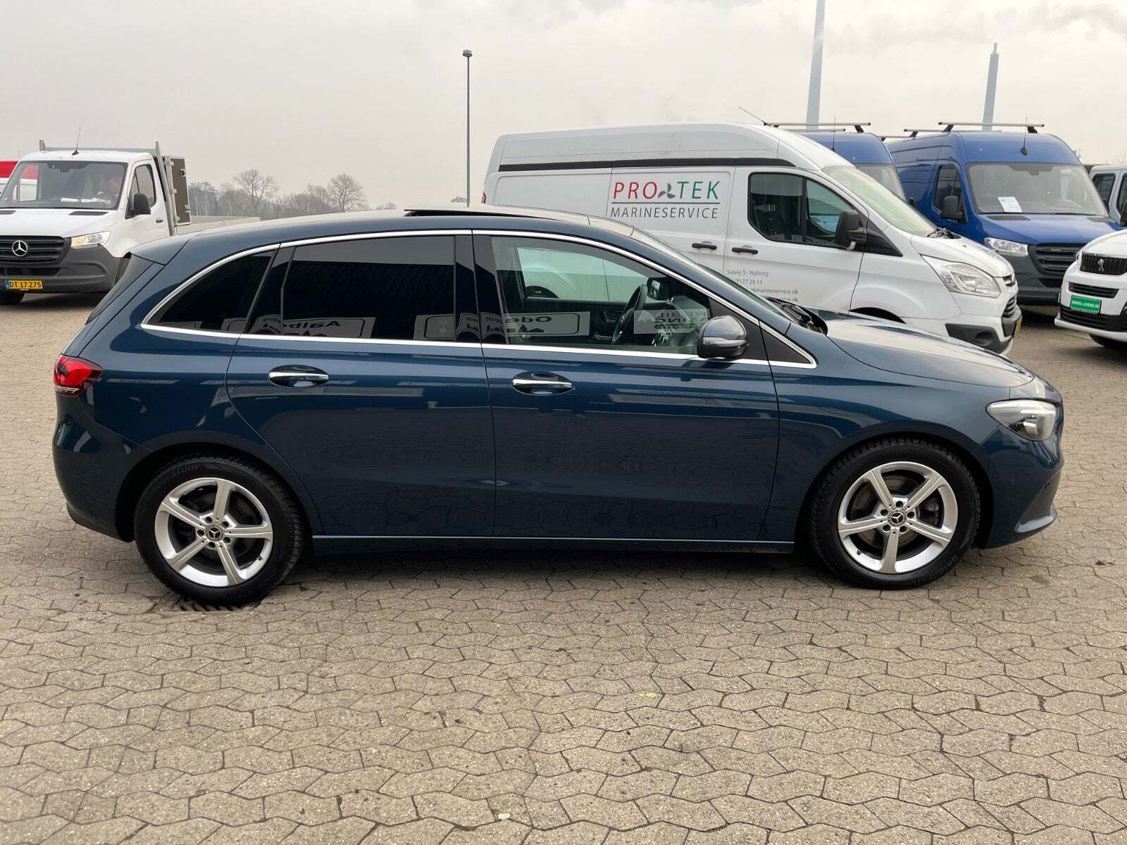 Mercedes B220 d