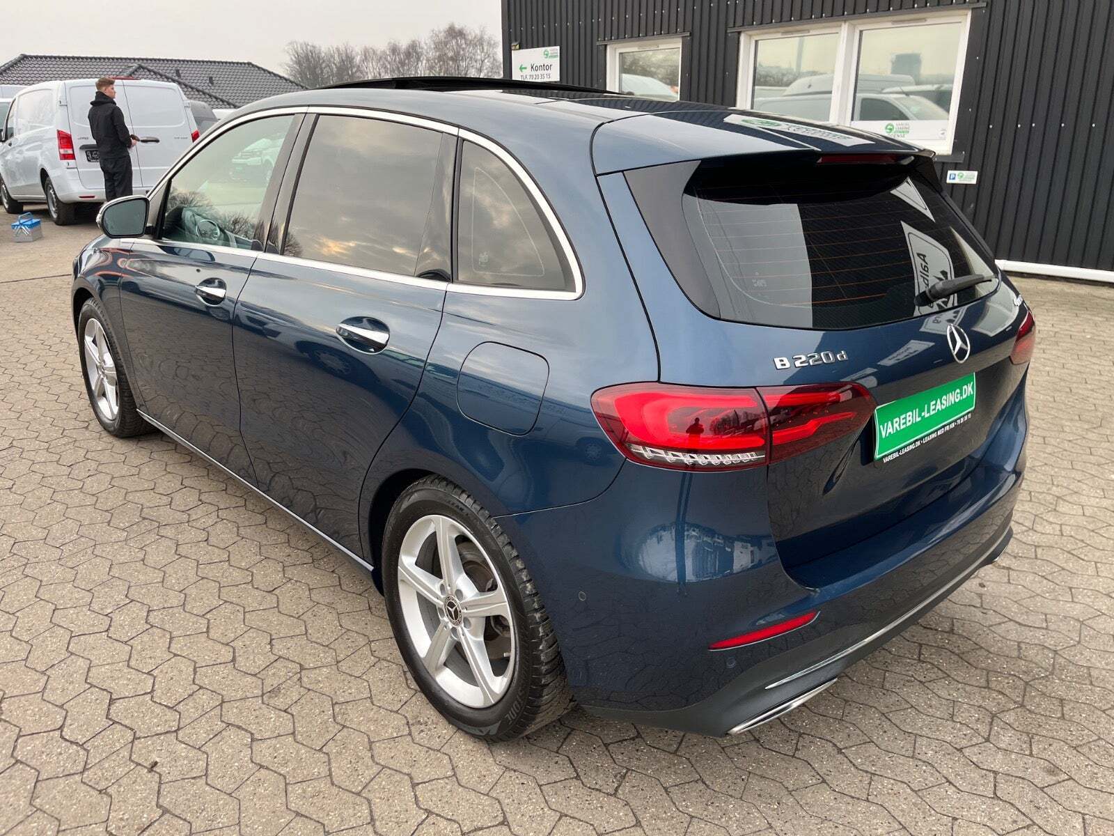 Mercedes B220 d