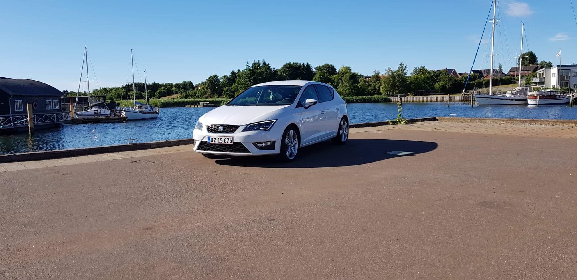 Hvid Seat Leon fra 2014