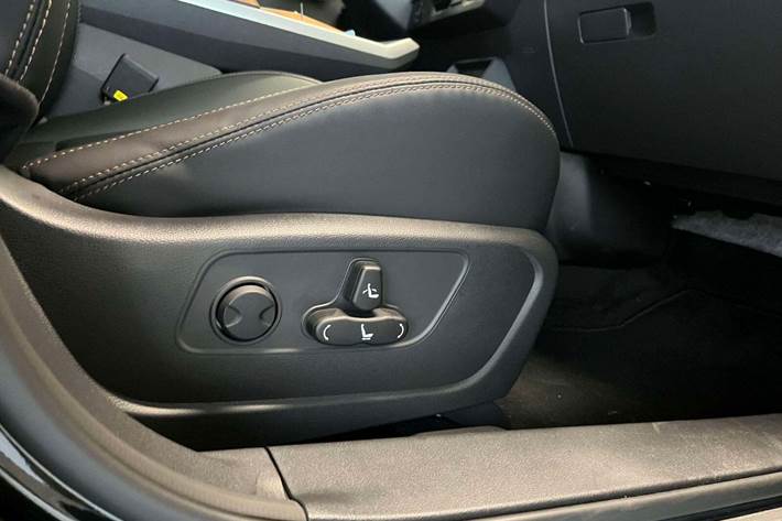 Sort KGM Torres EVX fra 2024