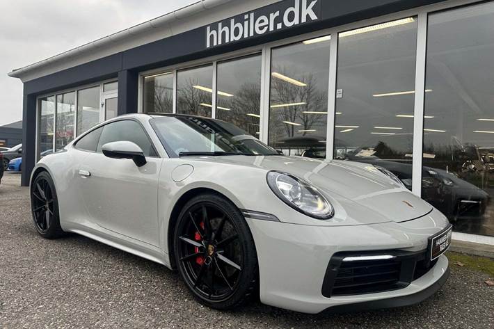 Hvid Porsche 911 Carrera 4S fra 2019