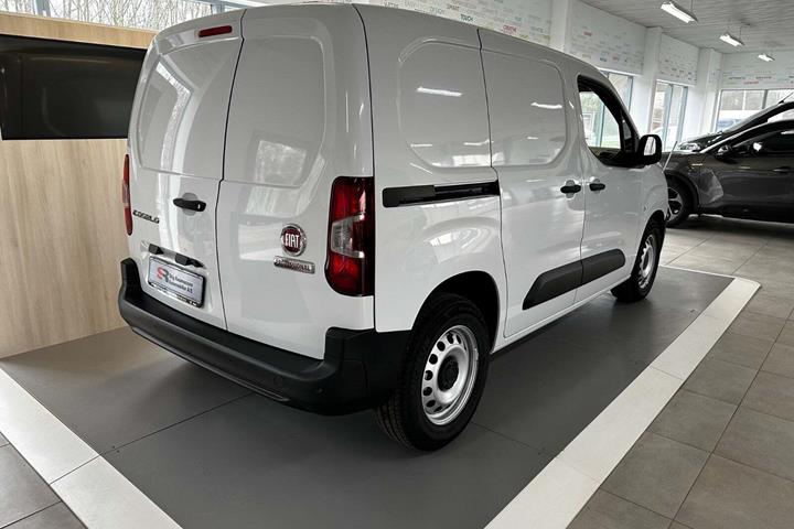 Hvid Fiat Doblò E fra 2024