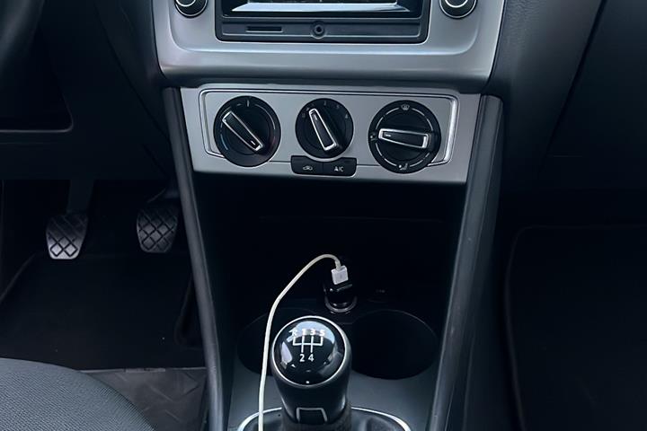 Hvid VW Polo fra 2017