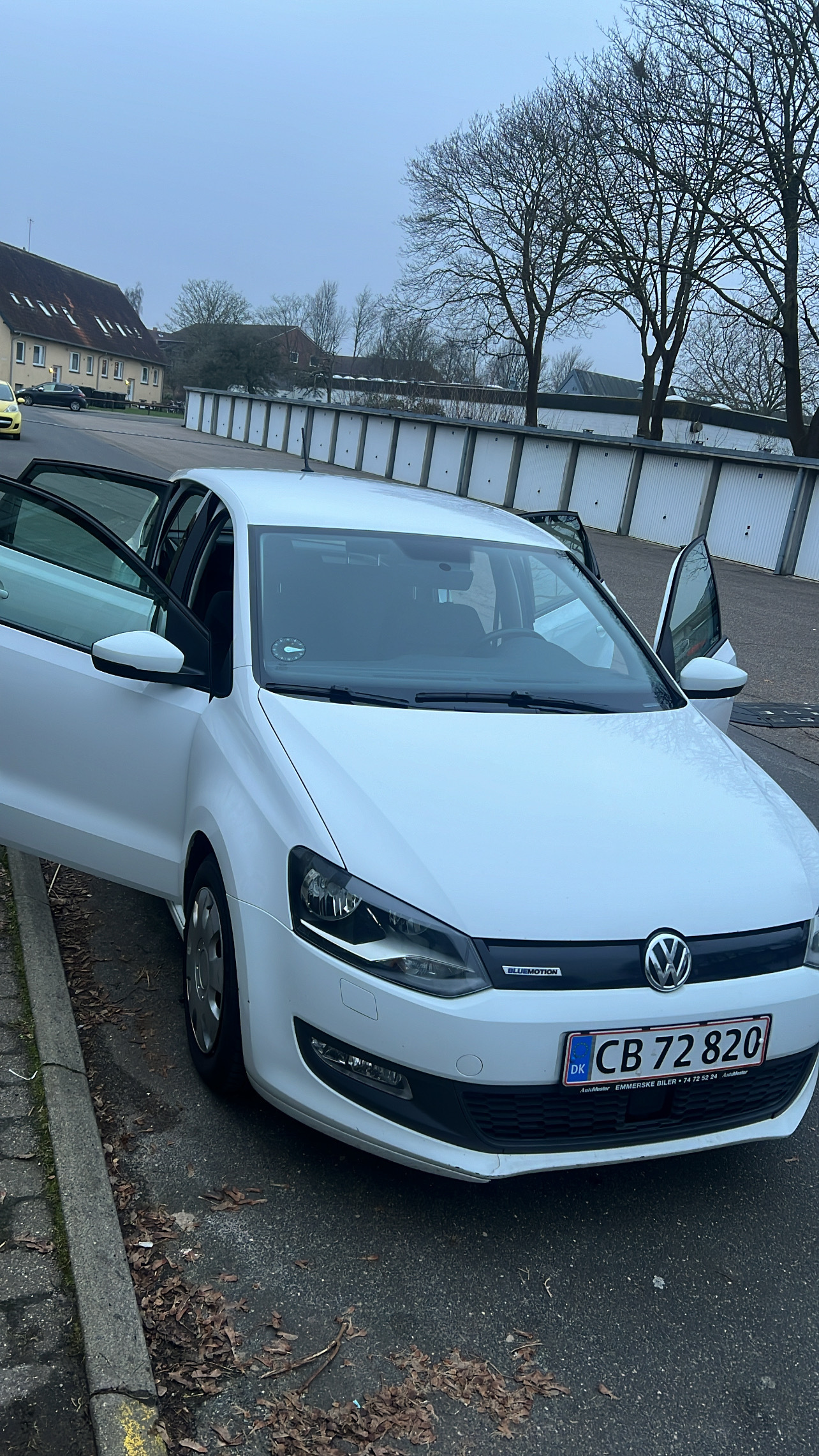 Hvid VW Polo fra 2017