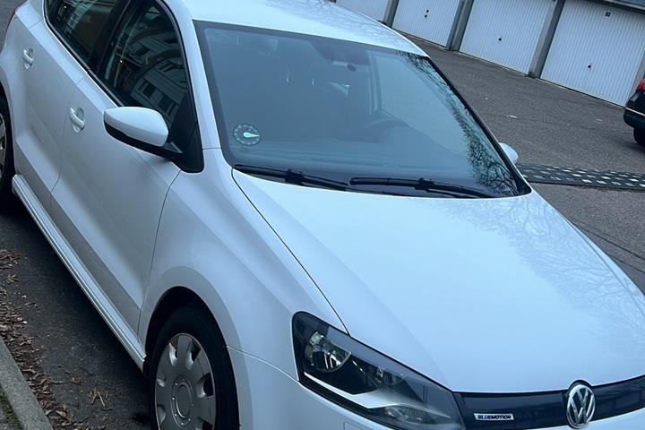 Hvid VW Polo fra 2017