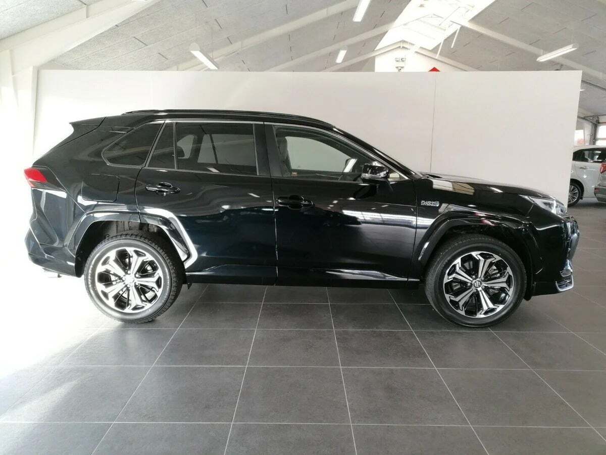 Suzuki Across 2,5 PHEV Adventure e-CVT