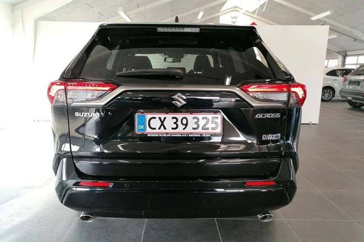 Sort Suzuki Across fra 2020 set udefra