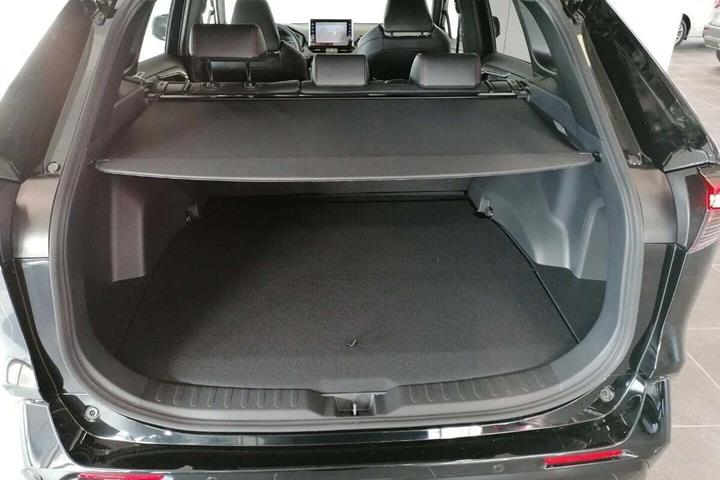 Sort Suzuki Across fra 2020 set indefra