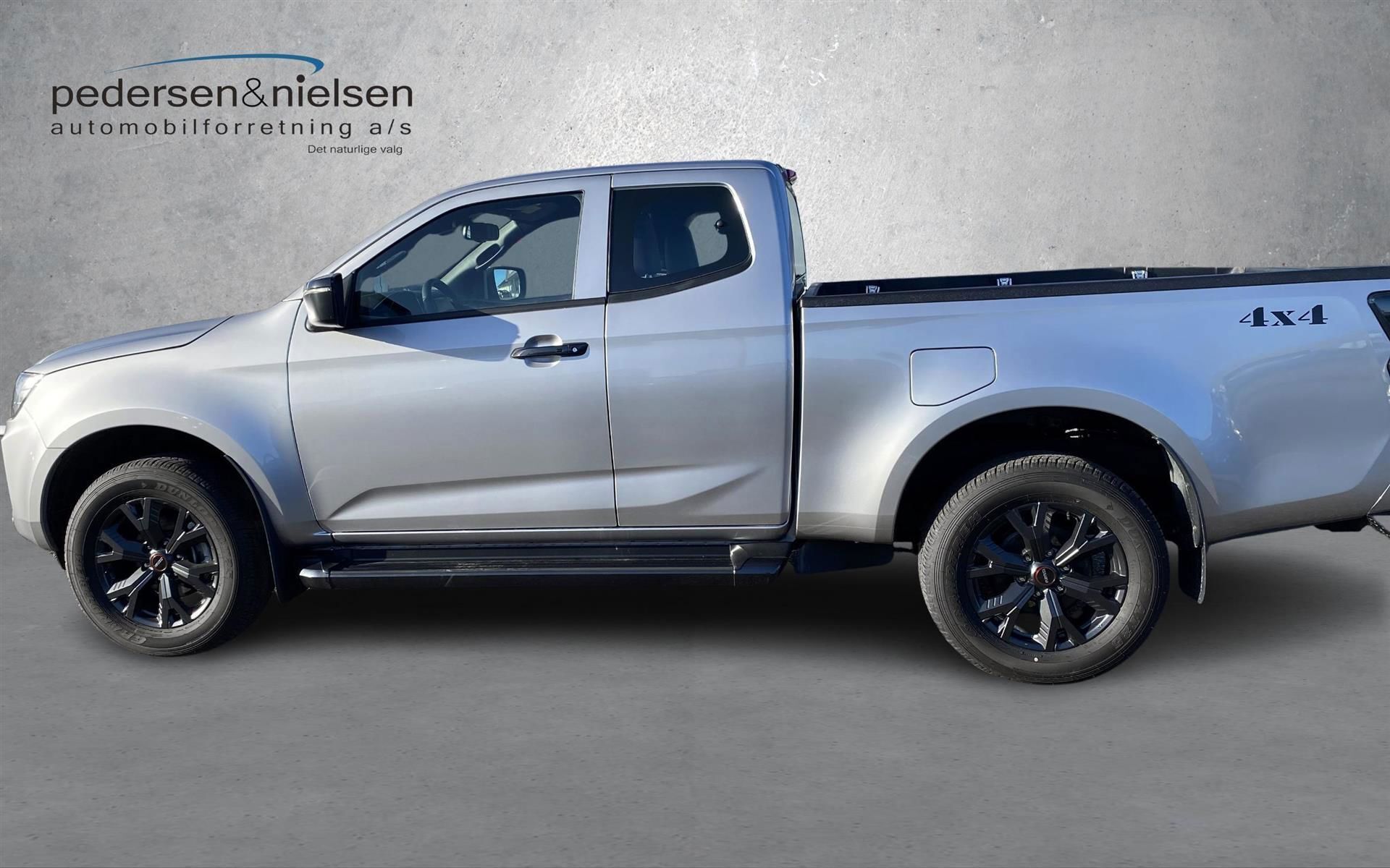 Isuzu D-Max 1,9 Extended Cab D Exclusive 3ton 4WD 163HK Pick-Up 6g Aut.