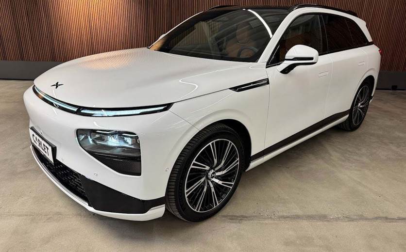 XPeng G9