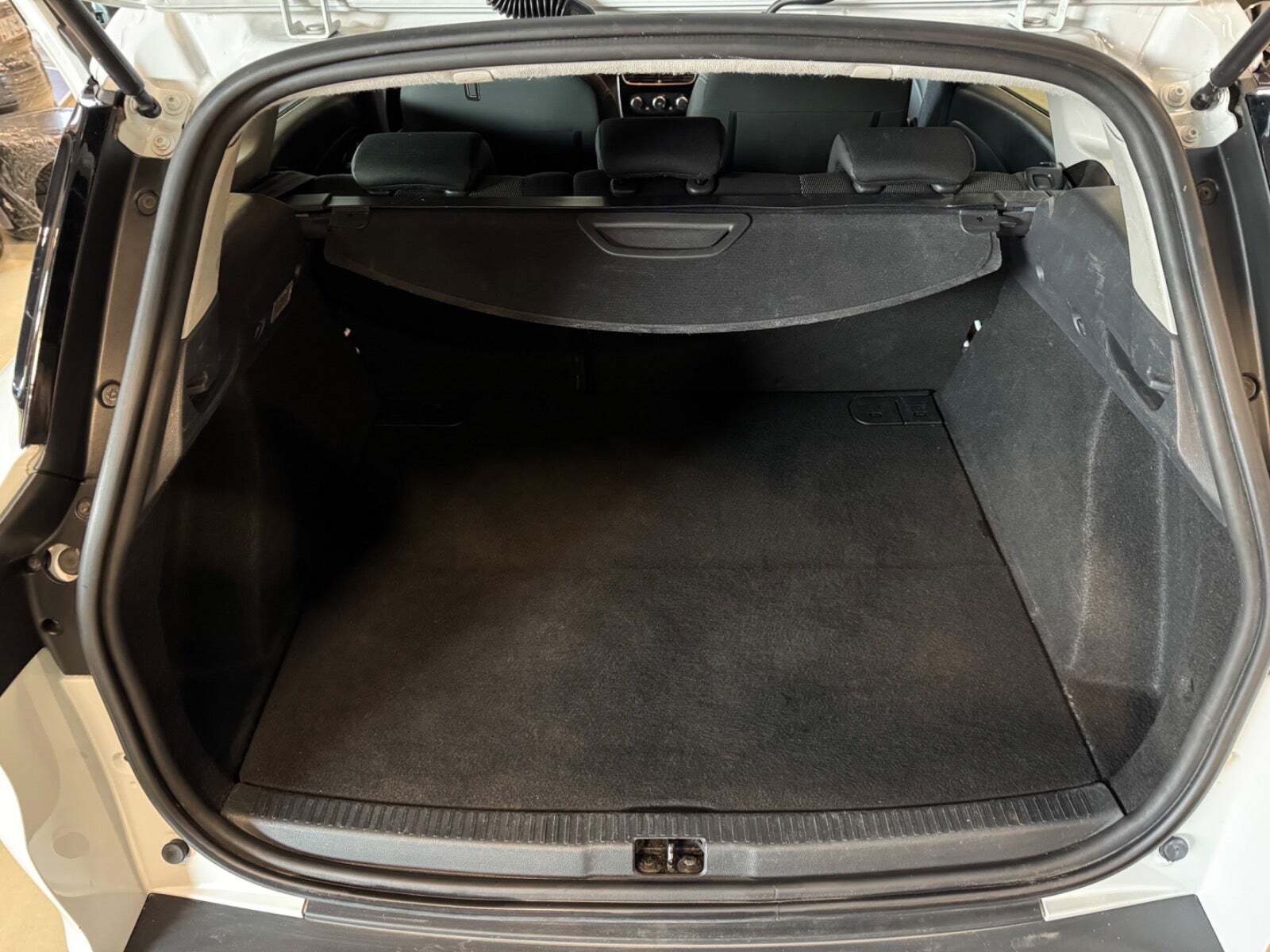 Hvid Renault Clio IV fra 2017