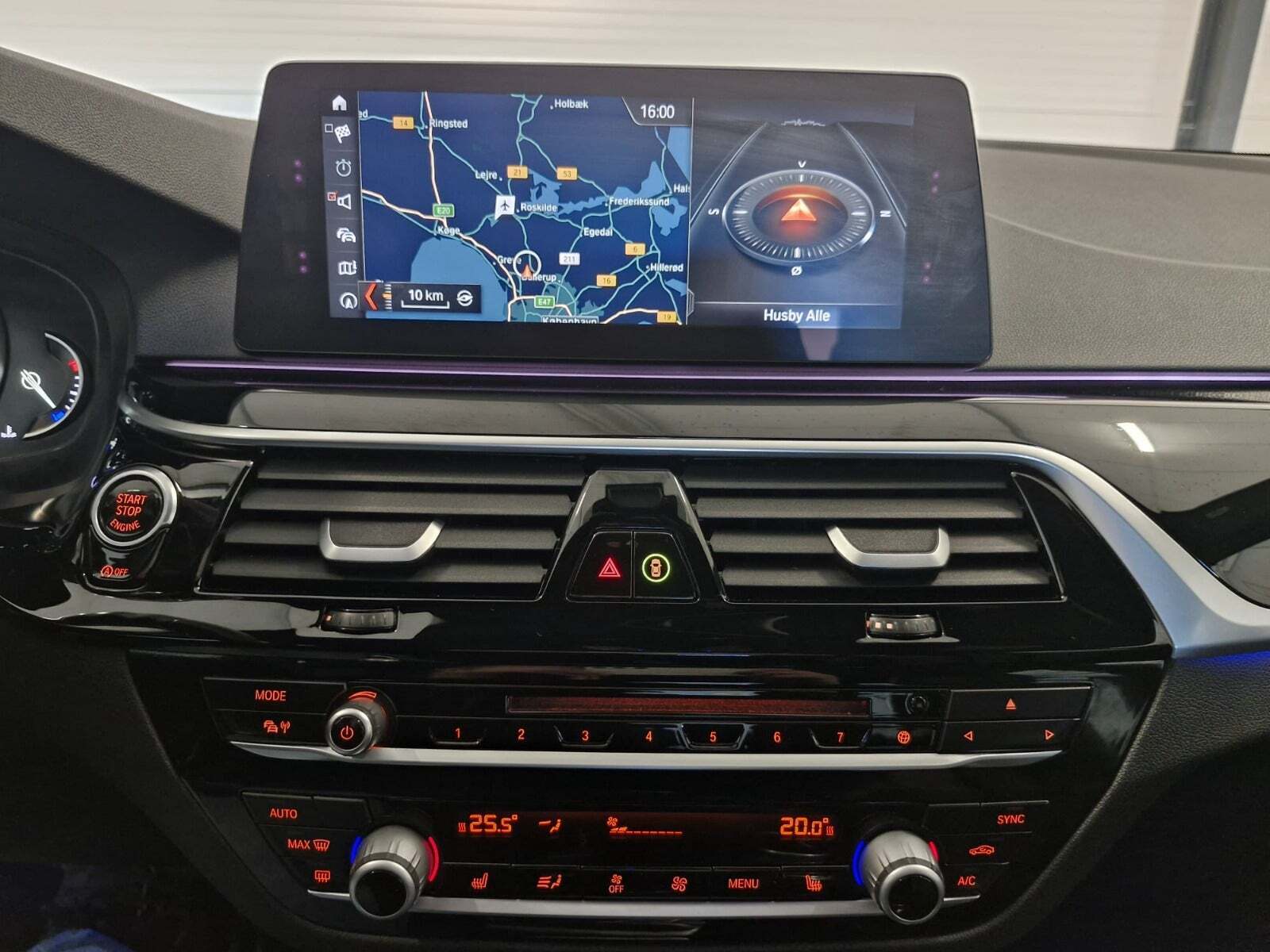 Sort BMW 530i fra 2017
