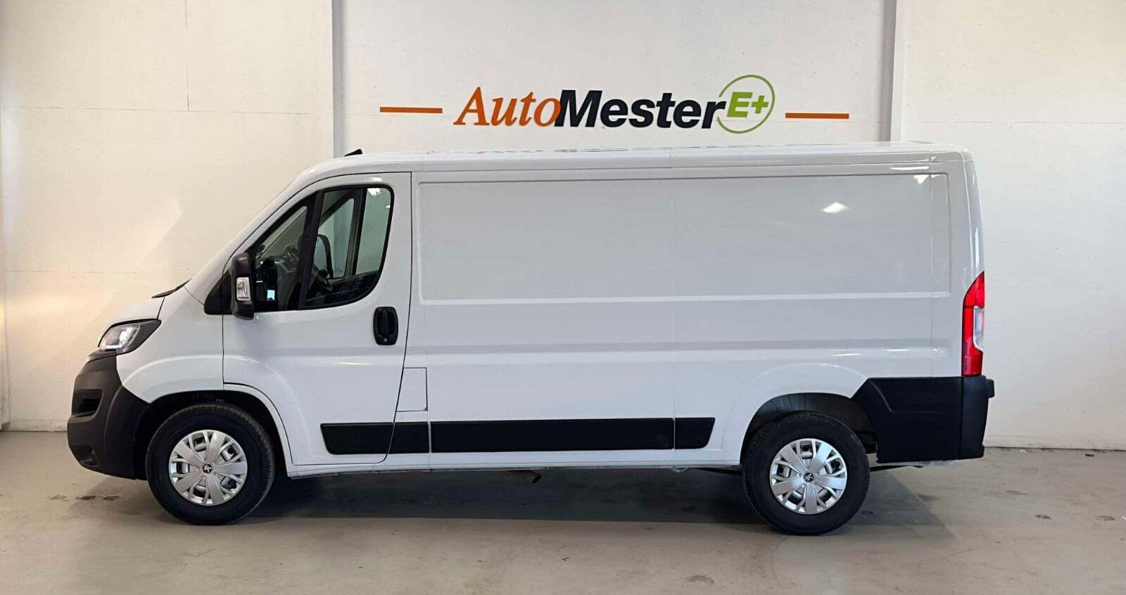 Peugeot Boxer 335 2,2 BlueHDi 165 L2 Plus