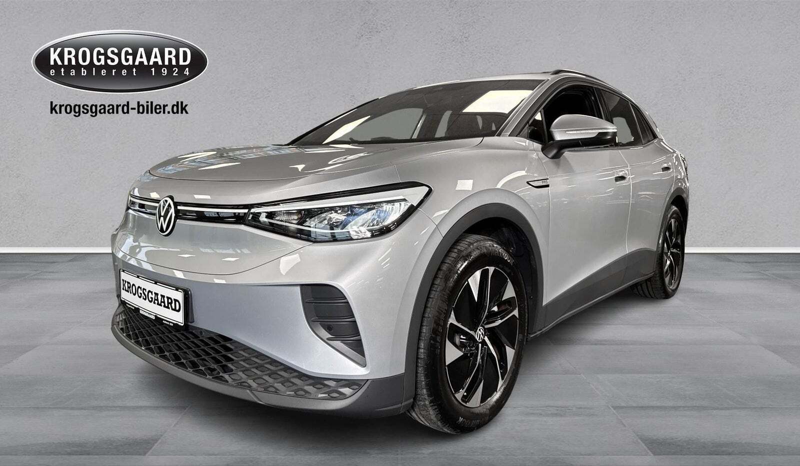 Sølv VW ID.4 fra 2023 set udefra