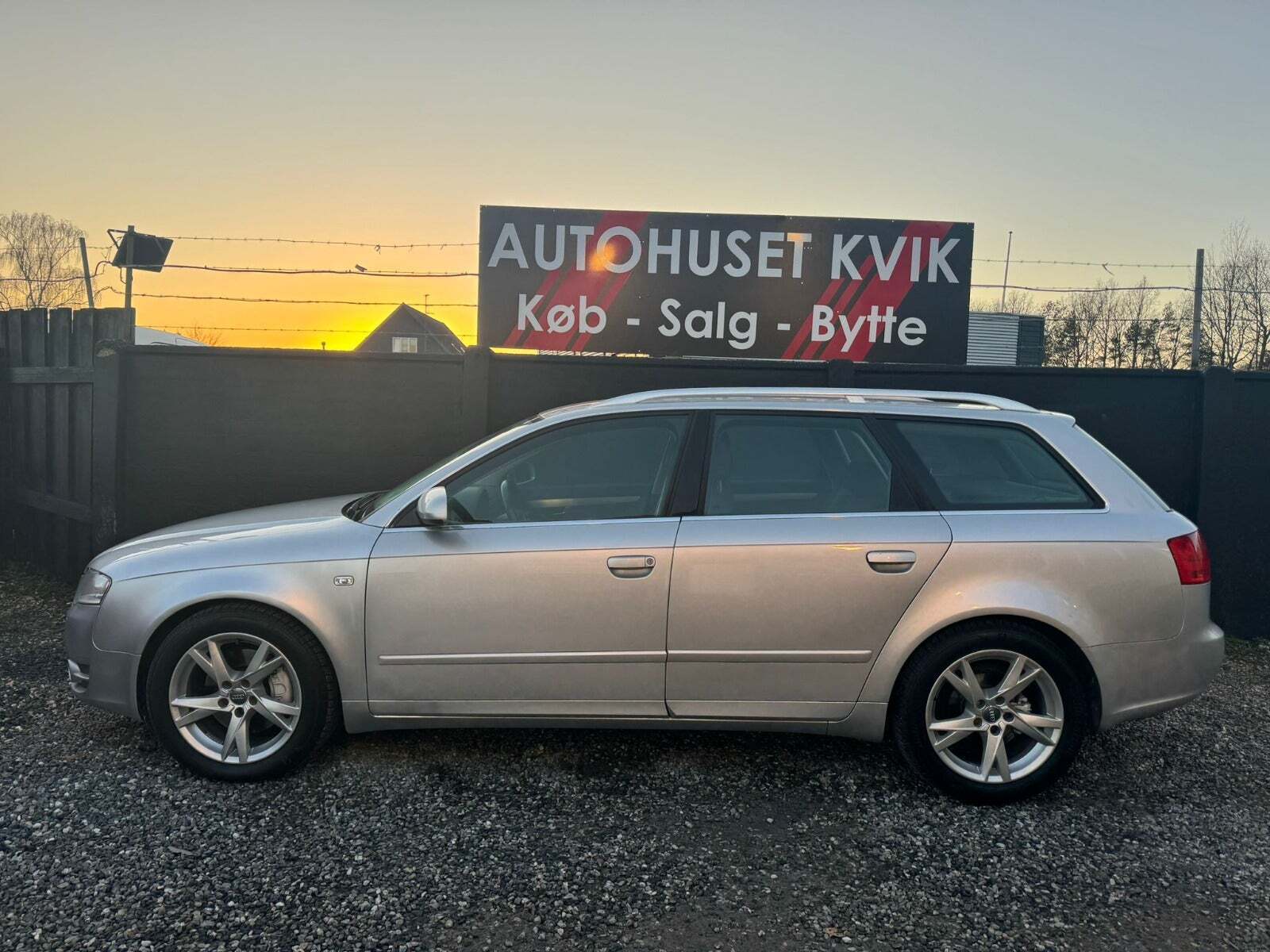 Sølv Audi A4 fra 2006