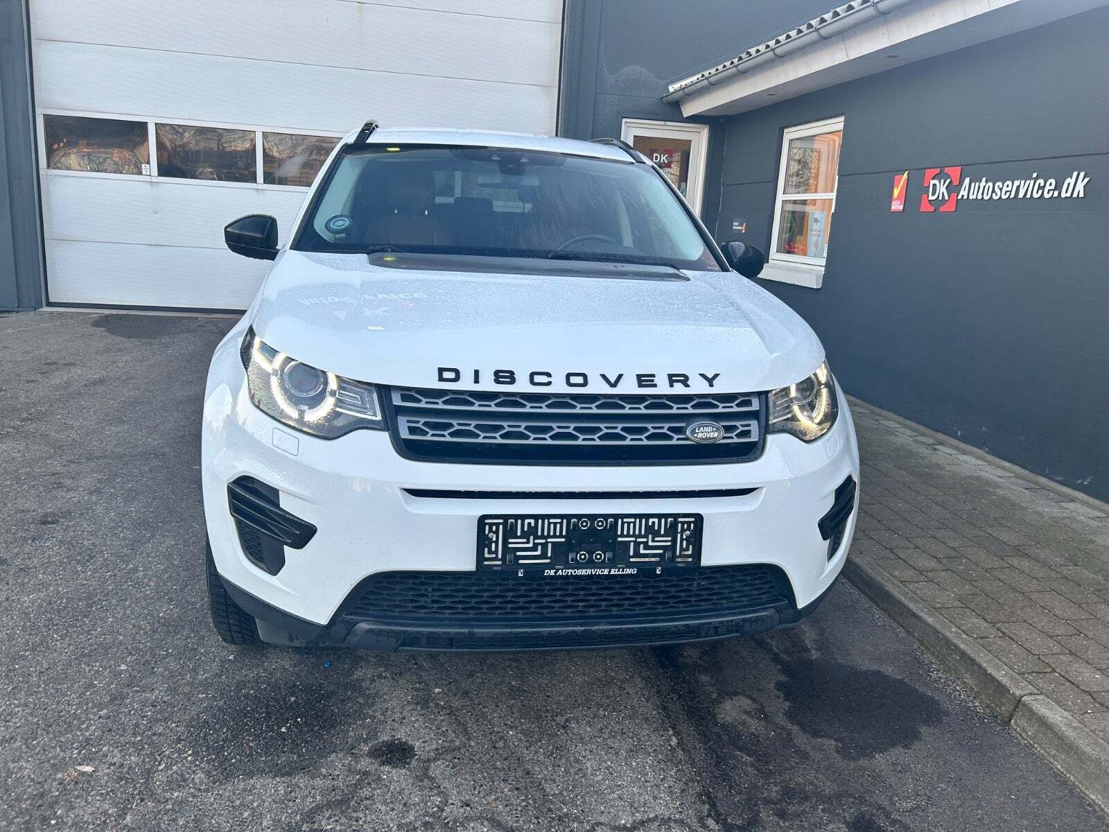 Brun Land Rover Discovery Sport fra 2017