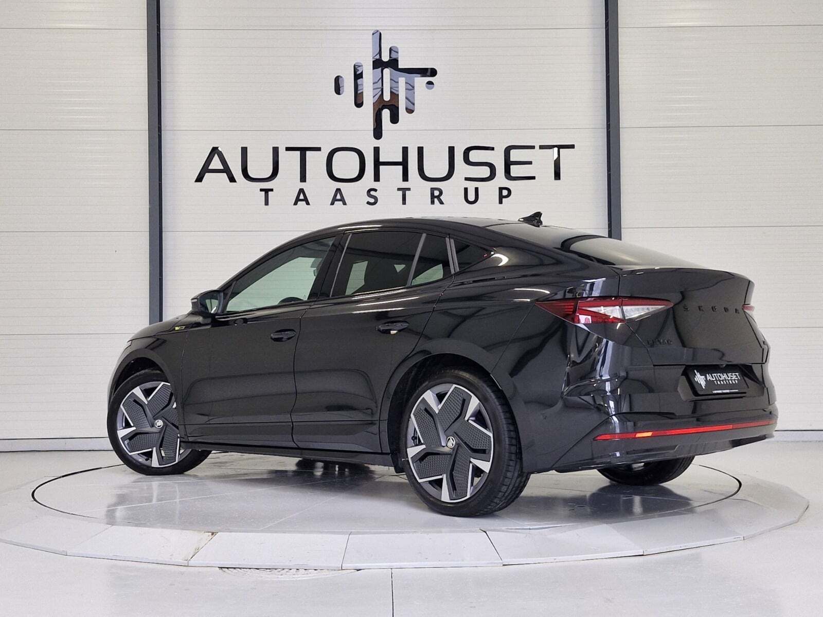 Sort Skoda Enyaq fra 2022