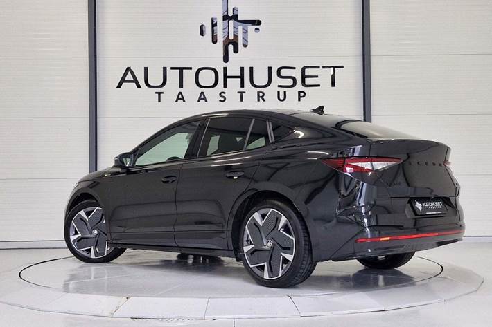 Sort Skoda Enyaq fra 2022