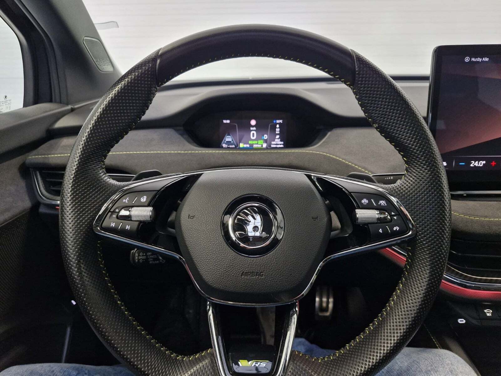Sort Skoda Enyaq fra 2022