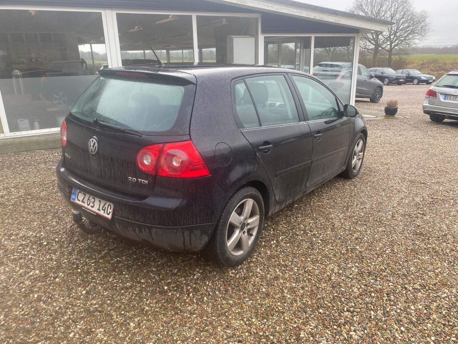 Sort VW Golf V fra 2007