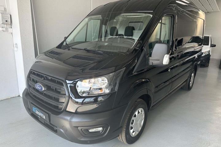 Sort Ford Transit 350 L2 Van fra 2023 set udefra