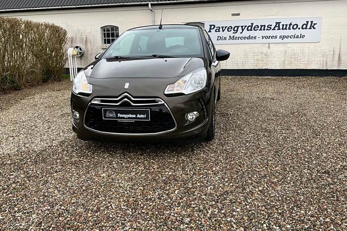 Brun Citroën DS3 fra 2014