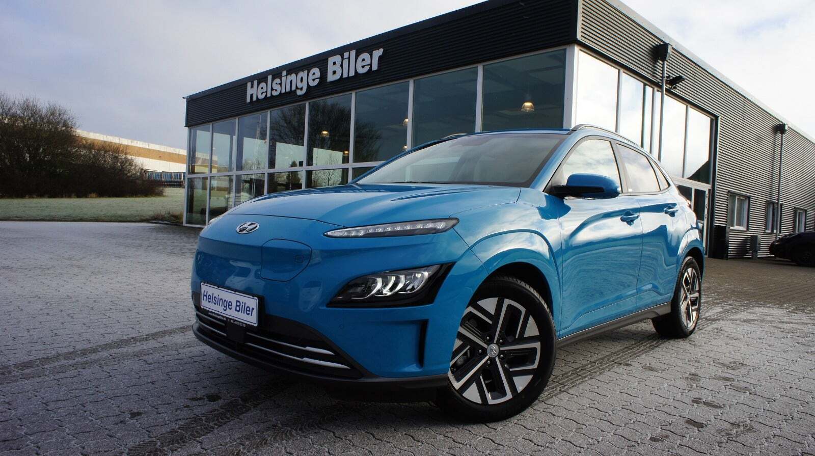 Blå Hyundai Kona fra 2020 set udefra