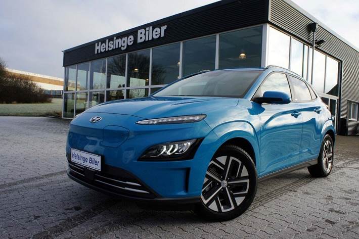 Blå Hyundai Kona fra 2020 set udefra