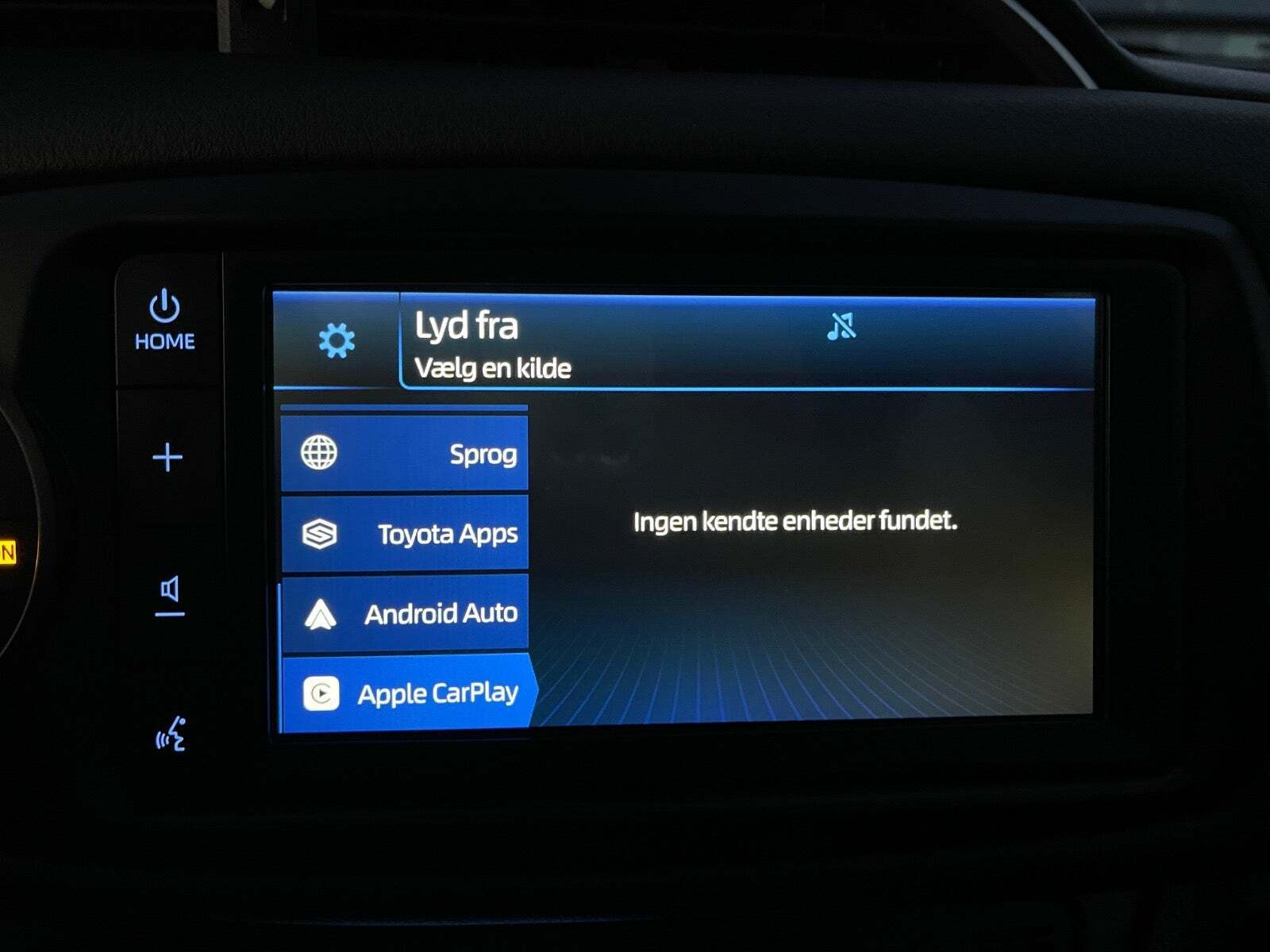 Sølv Toyota Yaris fra 2021