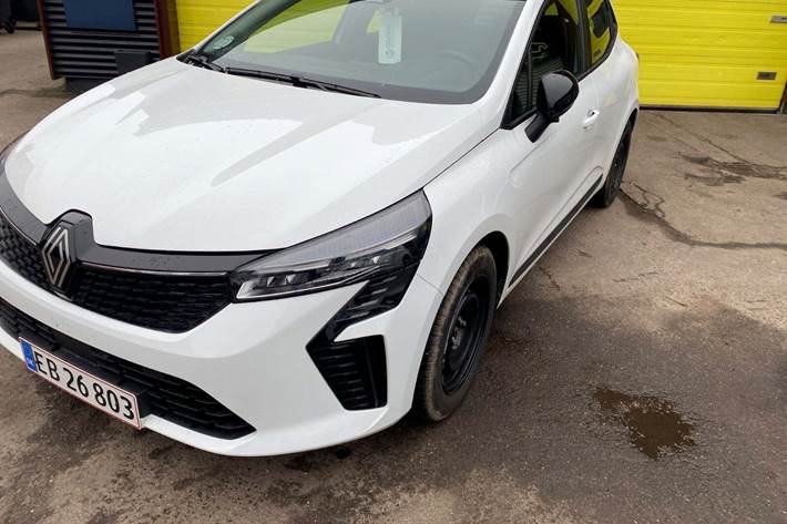 Hvid Renault Clio V fra 2024