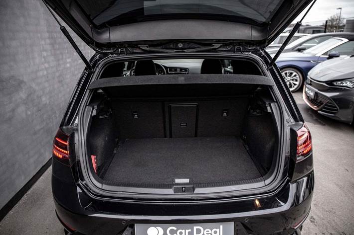 Sort VW Golf VII fra 2019