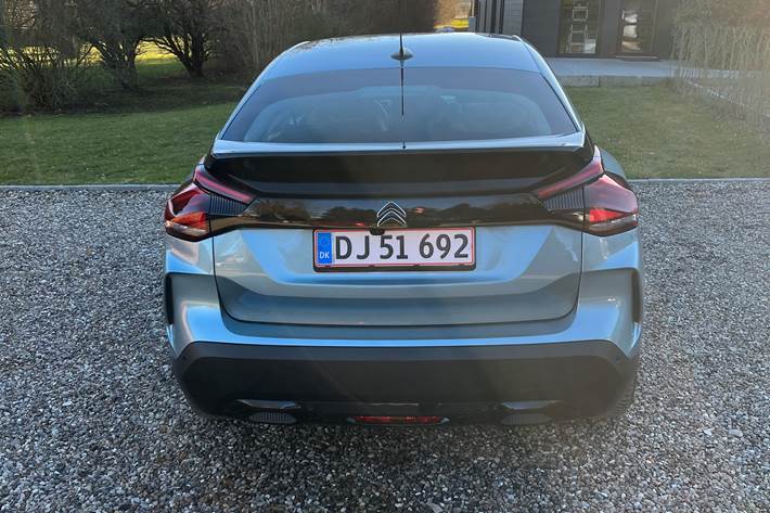 Blå Citroën ë-C4 fra 2020