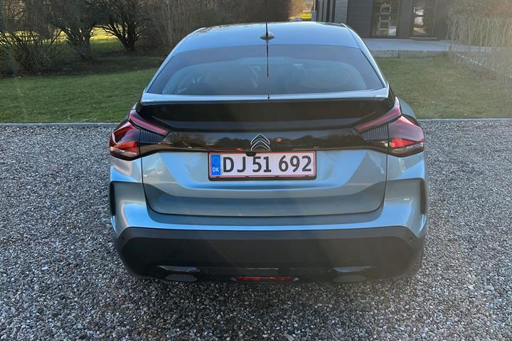 Blå Citroën ë-C4 fra 2020