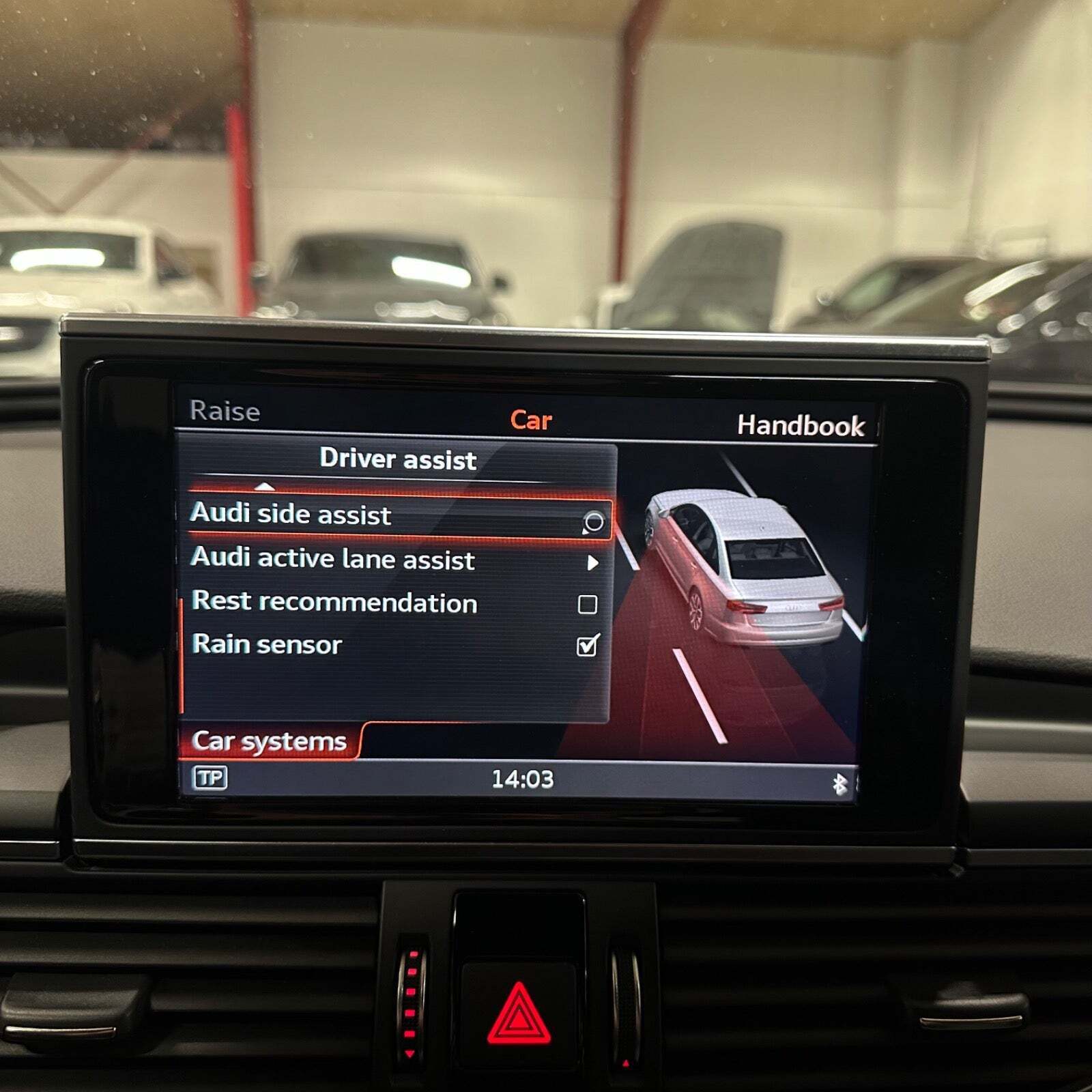 Grå Audi S6 fra 2015