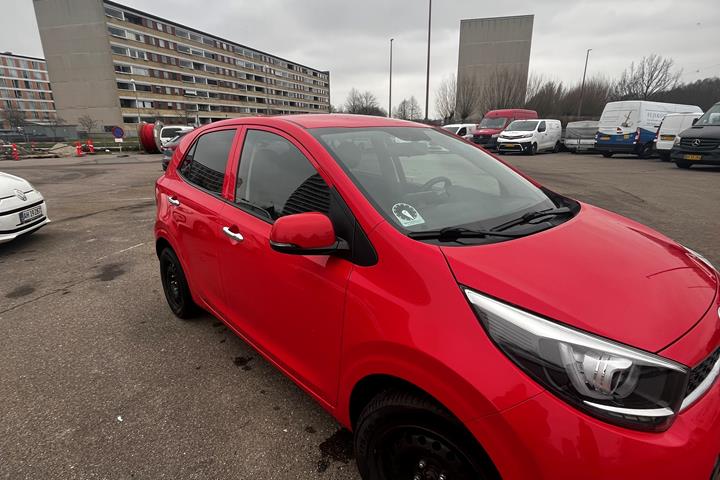 Rød Kia Picanto fra 2021