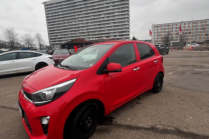 Rød Kia Picanto fra 2021