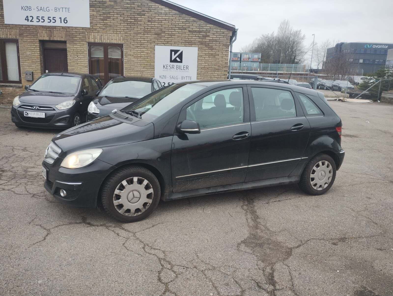 Mercedes B180